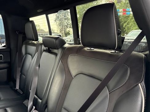 Used 2023 RAM 1500 Laramie AWD/4WD image 21