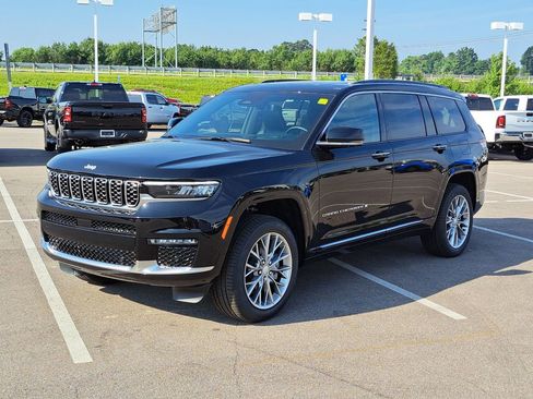 New 2025 Jeep Grand Cherokee L Summit w/ Advanced Protech Group IV image 2