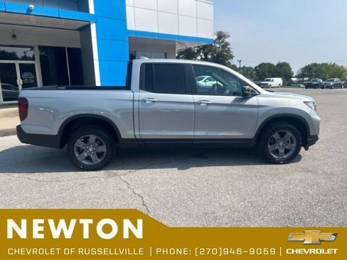 Used 2025 Honda Ridgeline TrailSport image 38