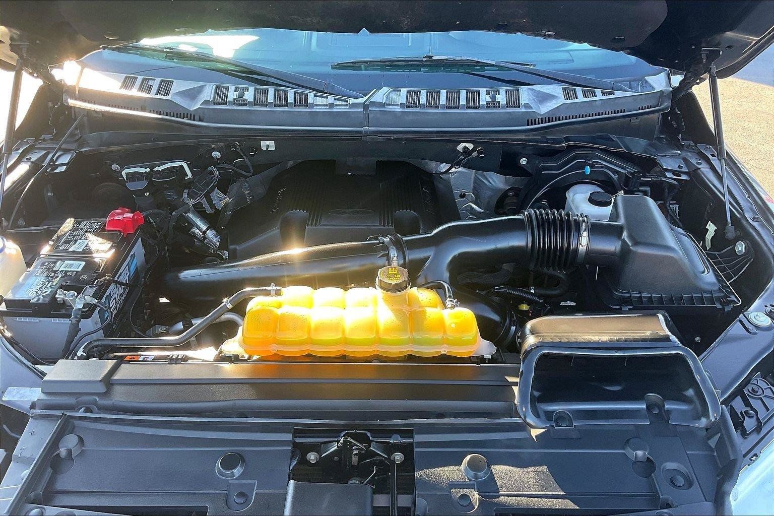 Used 2019 Ford F150 Lariat w/ Max Trailer Tow Package AWD/4WD image 11