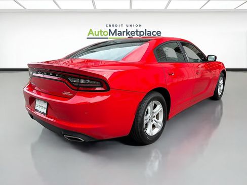 Used 2020 Dodge Charger SXT w/ Leather Interior Group RWD image 7