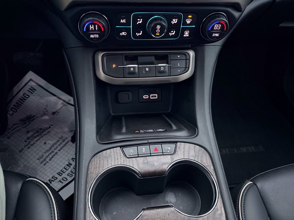 Certified 2021 GMC Acadia Denali w/ Denali Technology Package AWD/4WD image 17