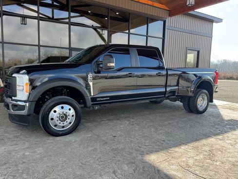 Used 2023 Ford F450 XL w/ XL Chrome Package image 2