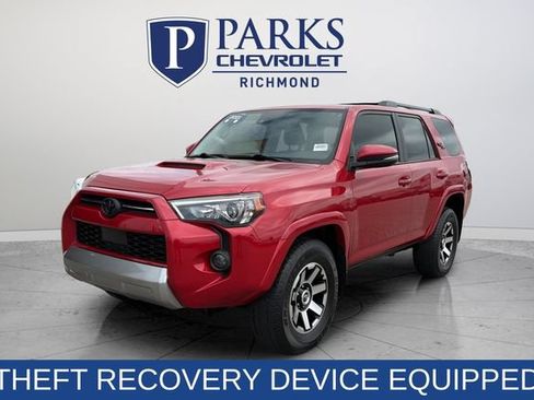 Used 2021 Toyota 4Runner TRD Off-Road Premium w/ Moonroof Package AWD/4WD image 3