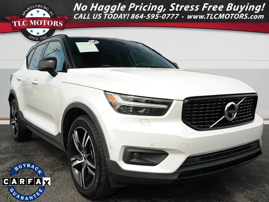 Used 2022 Volvo XC40 T5 R-Design AWD/4WD image 1
