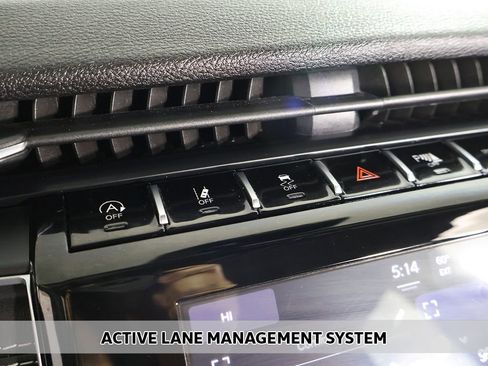 Used 2023 Jeep Grand Cherokee L Laredo AWD/4WD image 4
