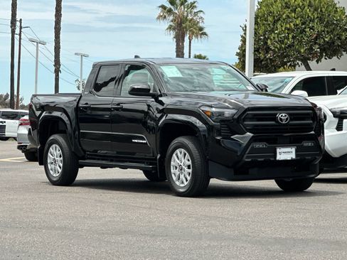 Used 2026 Toyota Tacoma SR5 RWD image 8
