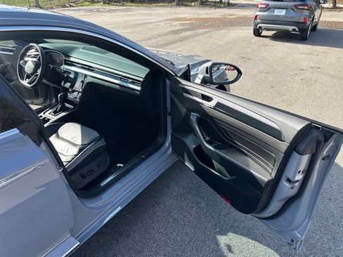 Used 2023 Volkswagen Arteon SEL image 29