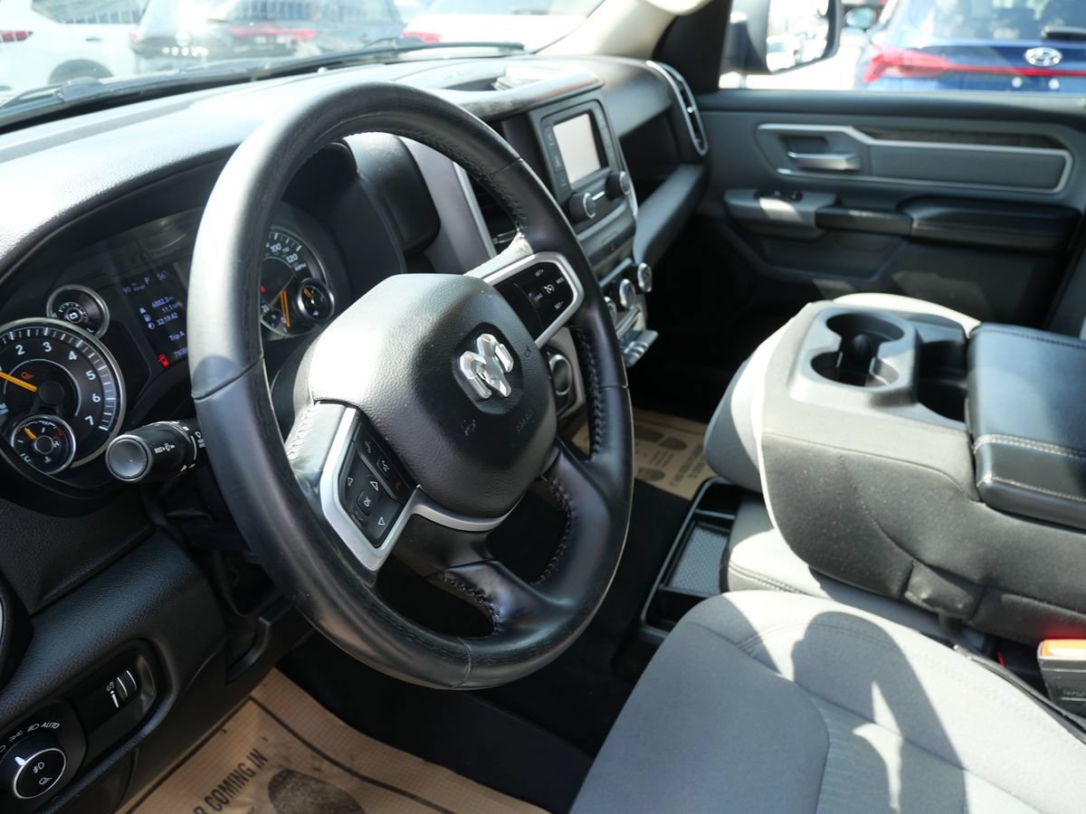 Used 2020 RAM 1500 Big Horn AWD/4WD image 12