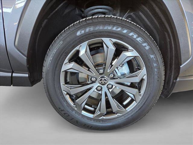 Used 2025 Toyota RAV4 XLE Premium w/ Weather Package AWD/4WD image 19