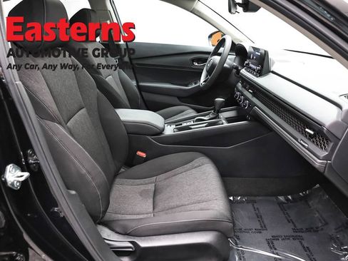 Used 2025 Honda Accord SE image 23