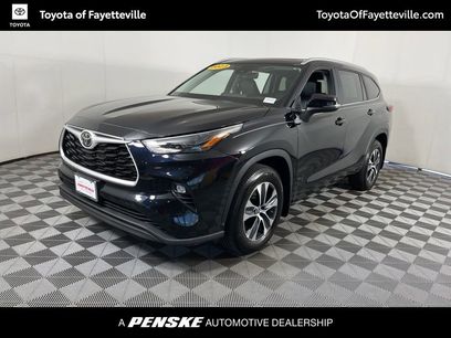 Used 2023 Toyota Highlander XLE