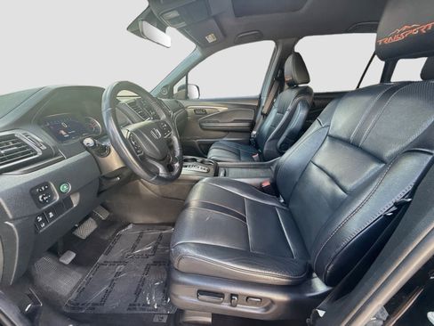 Certified 2022 Honda Pilot TrailSport image 19