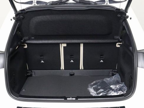 Used 2026 Mercedes-Benz GLA 250 4MATIC image 11