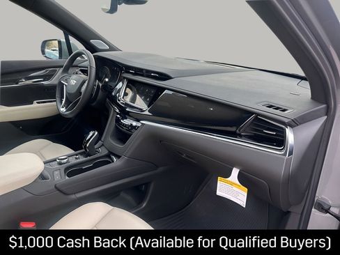 New 2025 Cadillac XT6 Sport w/ Technology Package image 14