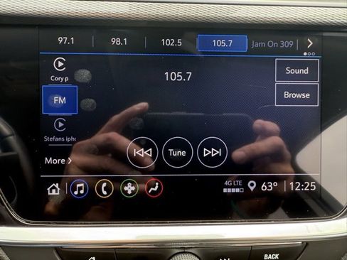 Used 2023 Buick Encore GX Select w/ Sport Touring Package image 22