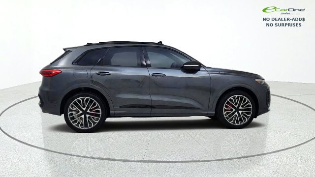 Used 2026 Audi SQ5 Premium Plus AWD/4WD image 9