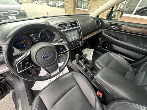 Used 2018 Subaru Outback 2.5i Limited w/ Popular Package #2 image 9