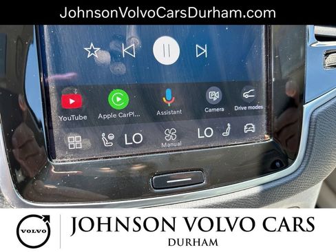 Used 2024 Volvo XC90 T8 Plus w/ Protection Package Premier AWD/4WD image 17