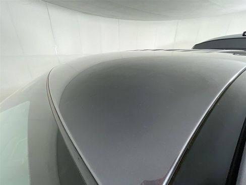 Used 2025 Honda Pilot EX-L image 11