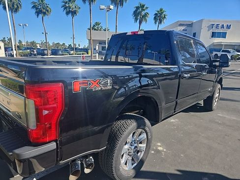 Used 2018 Ford F250 Platinum w/ Platinum Ultimate Package image 2