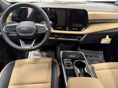 New 2026 Chevrolet Equinox ACTIV AWD/4WD image 19