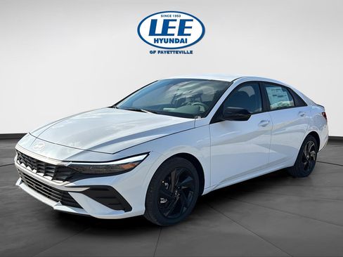 New 2026 Hyundai Elantra Sport FWD image 8