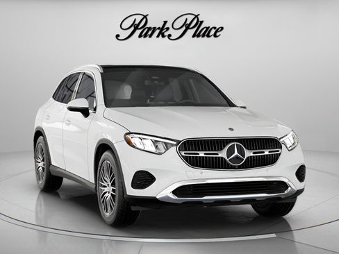 Used 2026 Mercedes-Benz GLC 300 image 35