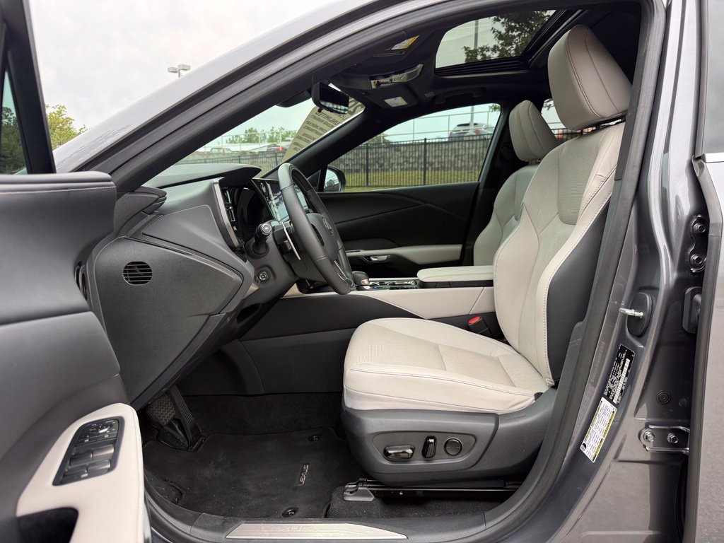 Certified 2023 Lexus RX 350 Premium Plus w/ Accessory Package (Z1) FWD image 26