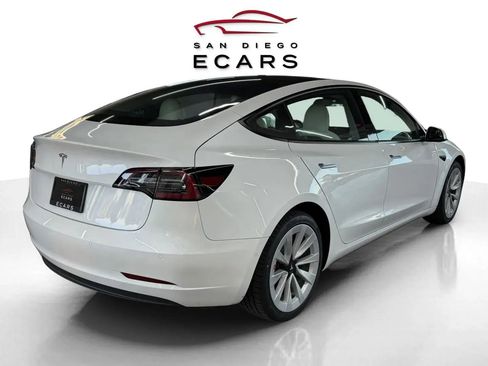 Used 2022 Tesla Model 3 Standard Sedan 4D image 5