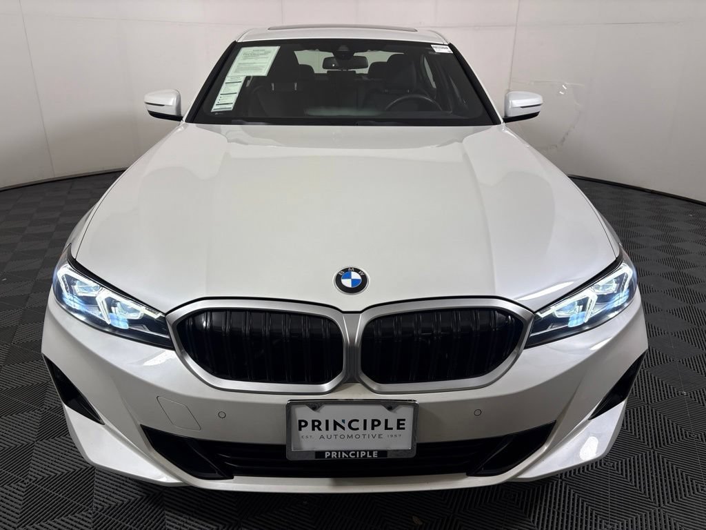 Certified 2024 BMW 330i Sedan w/ Premium Package RWD image 3