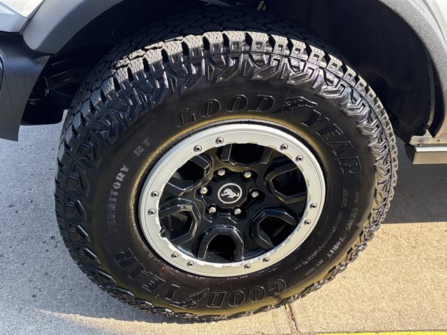 Used 2025 Ford Bronco Badlands AWD/4WD image 11