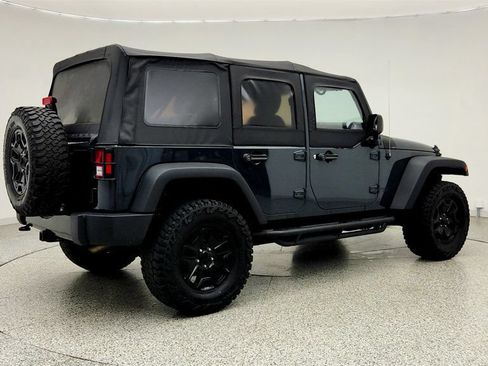 Used 2017 Jeep Wrangler Unlimited Sport AWD/4WD image 5