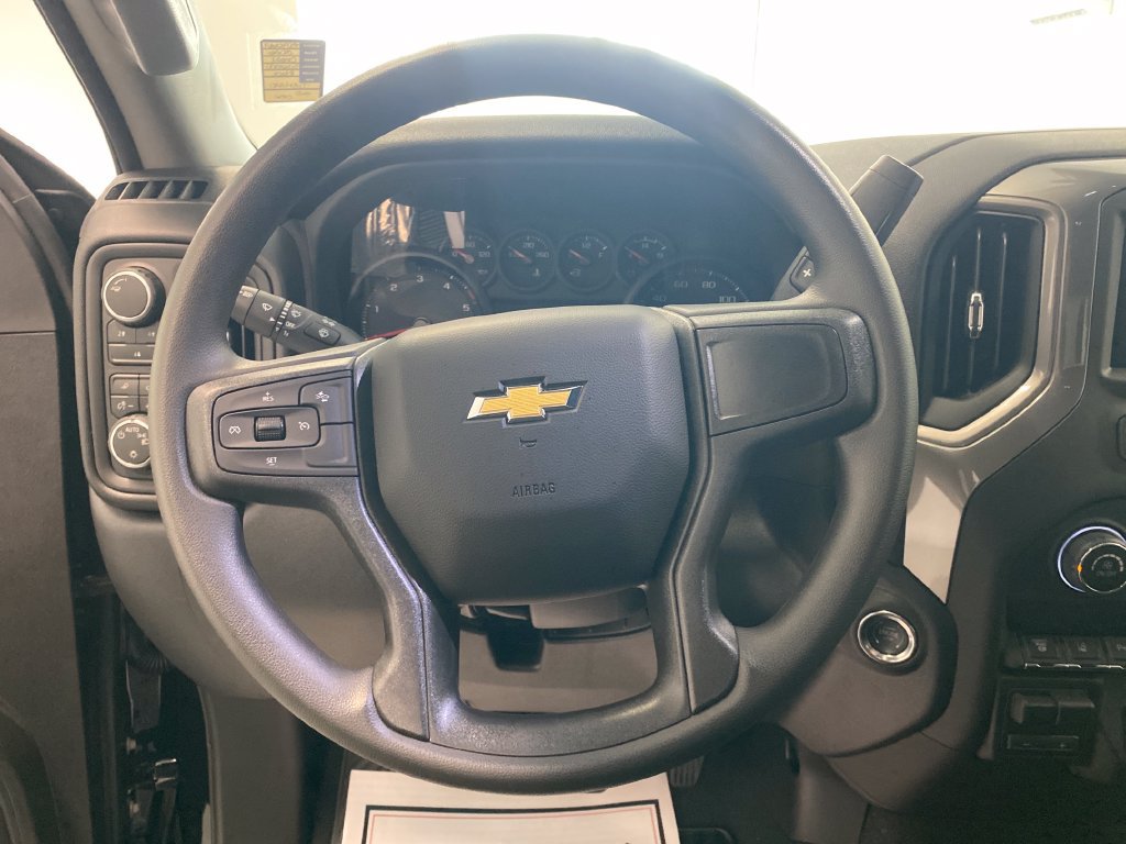 New 2026 Chevrolet Silverado 2500 Custom w/ Custom Value Package AWD/4WD image 17