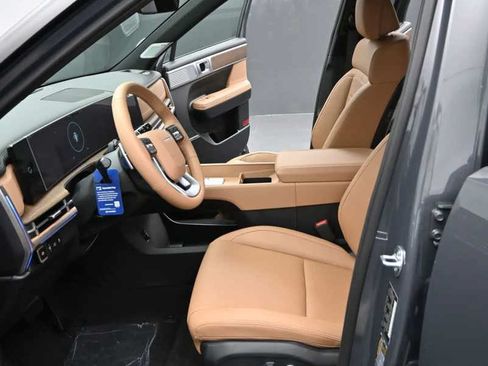 New 2026 Hyundai Santa Fe Limited AWD/4WD image 15