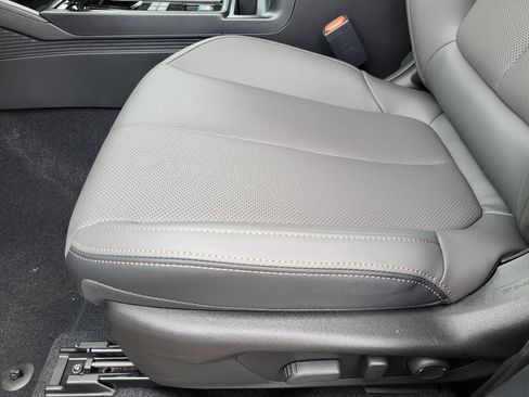 New 2026 Subaru Outback Limited AWD/4WD image 19