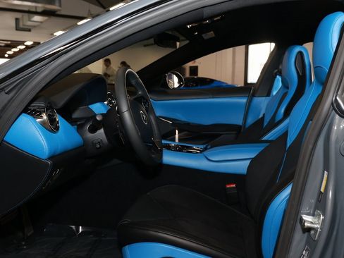 New 2025 Karma Revero Luxury image 10