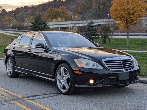 Used 2008 Mercedes-Benz S 550 4MATIC image 4