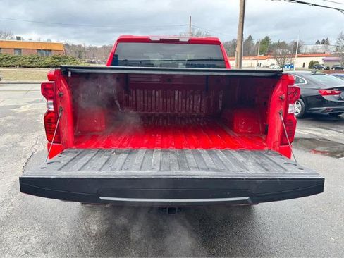 Used 2025 Chevrolet Silverado 1500 Custom Trail Boss w/ LPO, Dark Essentials Package AWD/4WD image 11