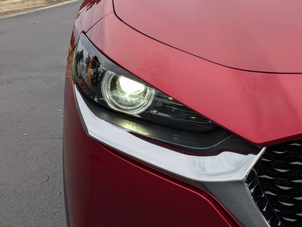 Used 2021 MAZDA CX-30 FWD 2.5 S w/ Premium Package image 10