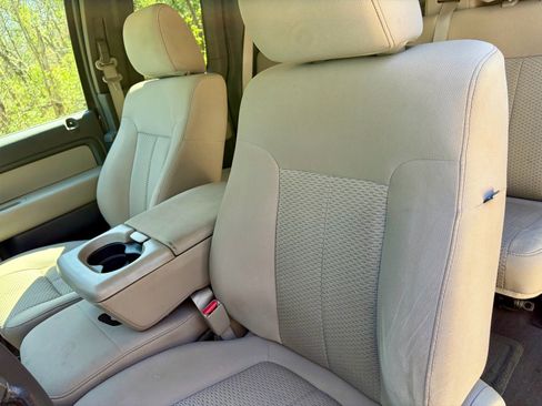 Used 2010 Ford F150 XLT image 3