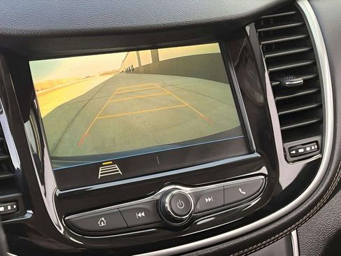 Used 2019 Chevrolet Trax LT w/ LT Convenience Package image 25