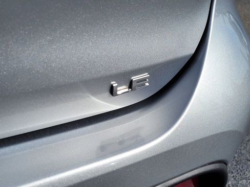 Certified 2024 Toyota Highlander LE image 10