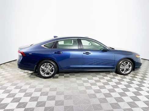 Used 2023 Honda Accord EX image 9
