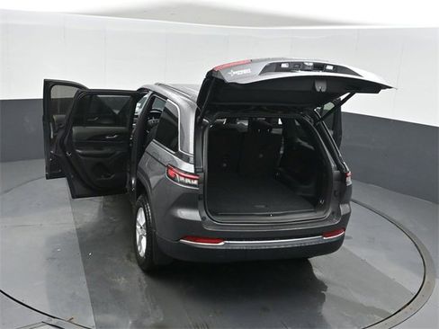 New 2025 Jeep Grand Cherokee Laredo X w/ Luxury Tech Group I image 49