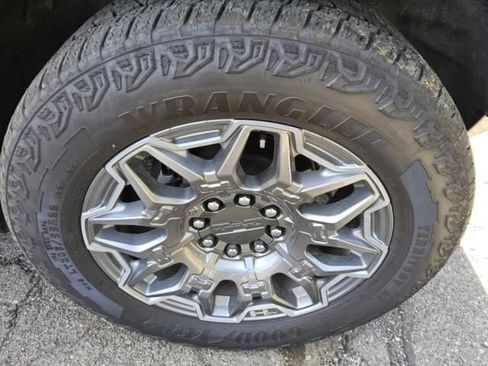 Used 2025 GMC Hummer EV 3X AWD/4WD image 11