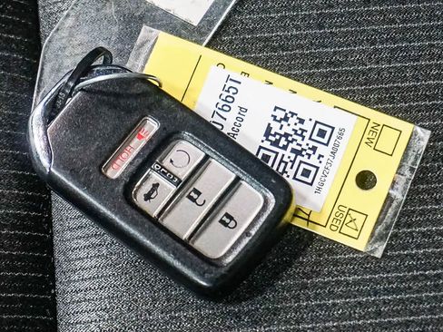 Used 2018 Honda Accord Sport image 30