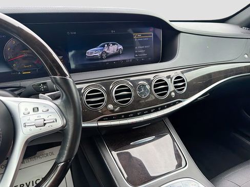 Used 2018 Mercedes-Benz S 560 4MATIC Sedan image 27