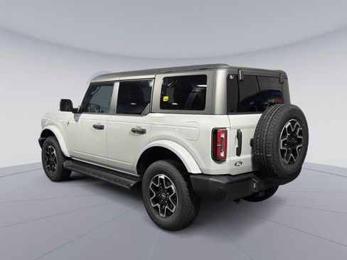New 2026 Ford Bronco Outer Banks AWD/4WD image 4