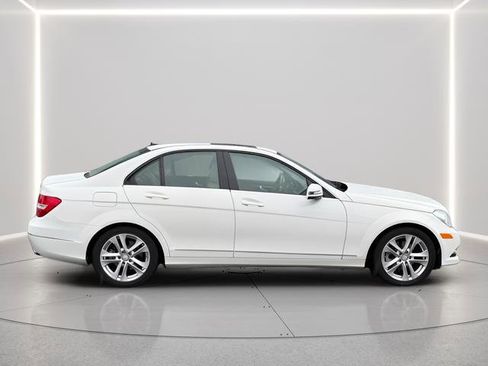 Used 2012 Mercedes-Benz C 300 4MATIC Sedan image 6